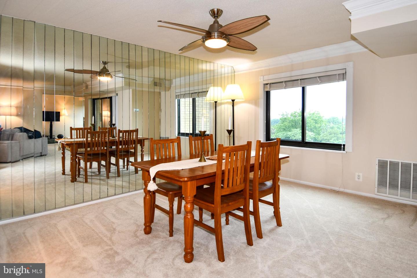 205 Yoakum Pkwy #1224 Property Photo 15