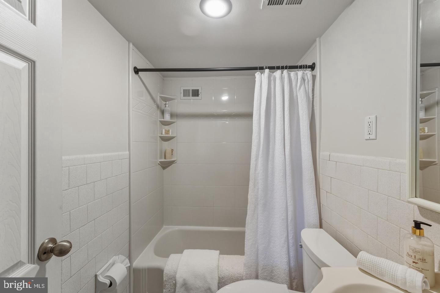 401 N Armistead St #504 Property Photo 8