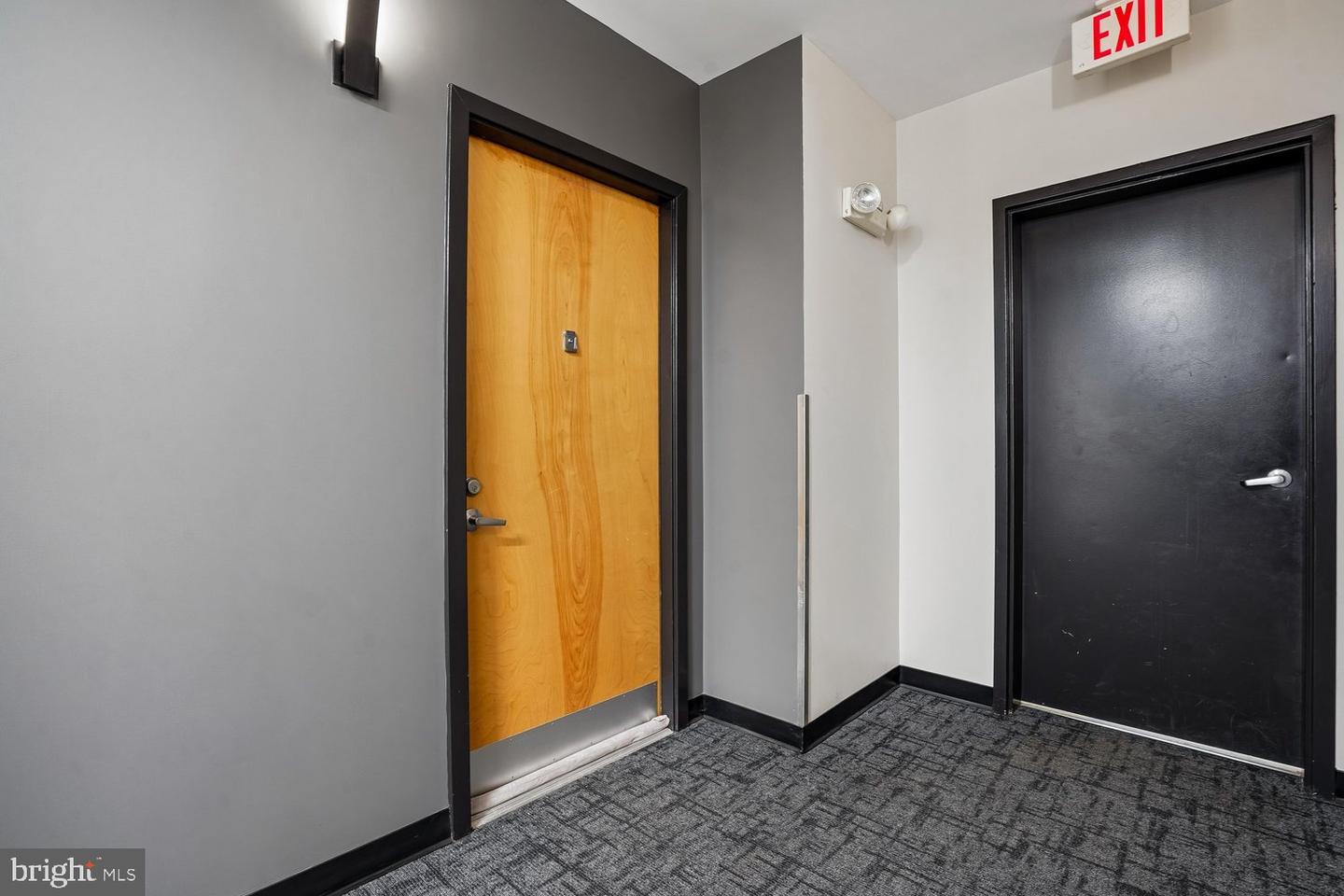 181 E Reed Ave #203 Property Photo 2