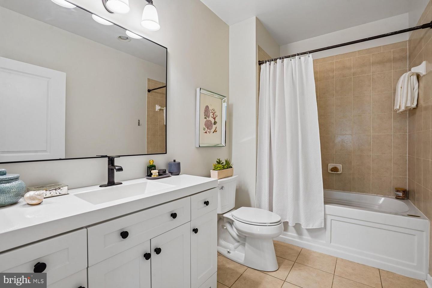 181 E Reed Ave #203 Property Photo 19