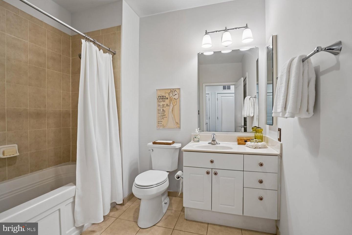 181 E Reed Ave #203 Property Photo 26