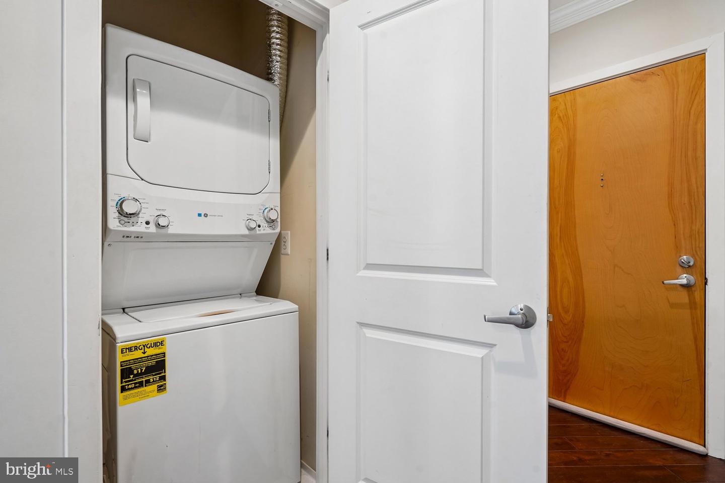 181 E Reed Ave #203 Property Photo 28