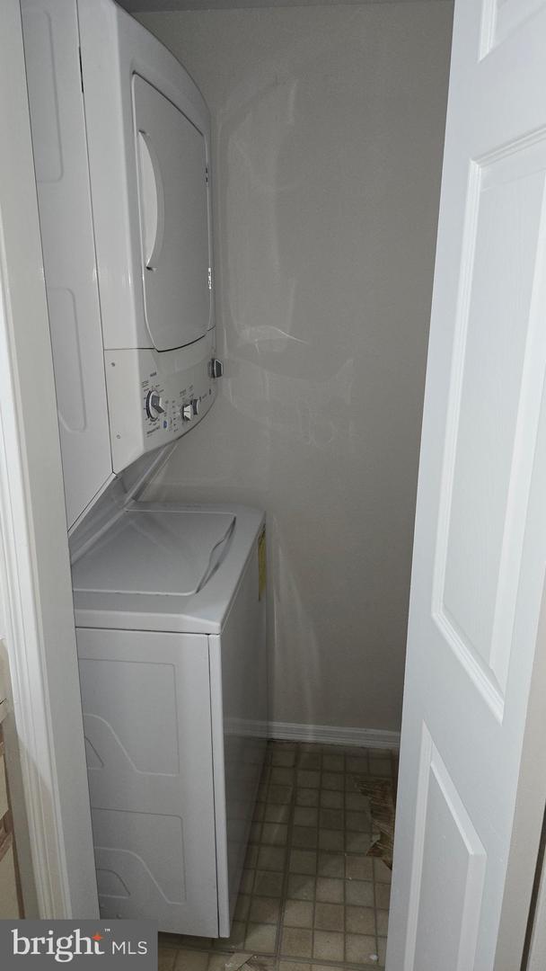 3307 Wyndham Cir #1166 Property Photo 14