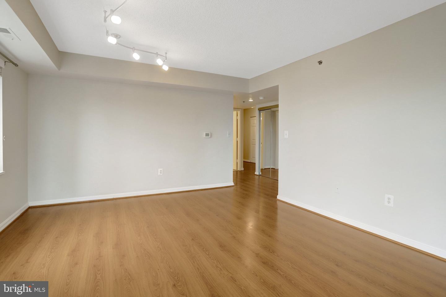 2151 Jamieson Ave #1604 Property Photo 12