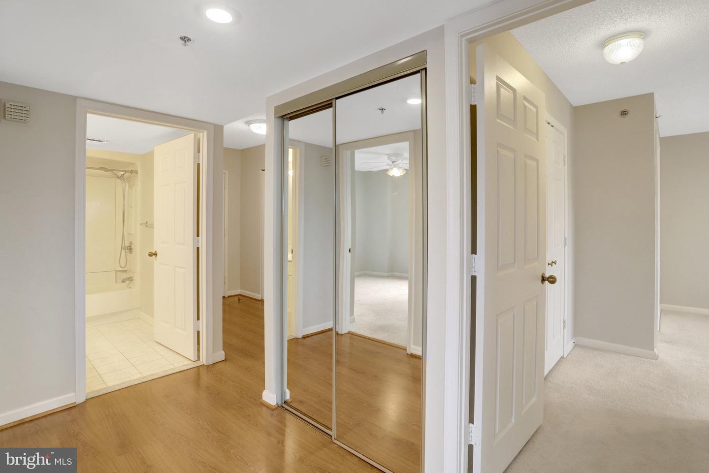 2151 Jamieson Ave #1604 Property Photo 17