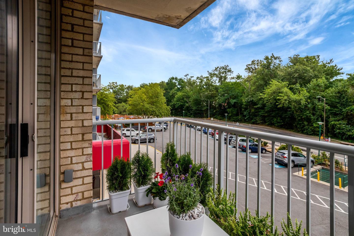 2500 N Van Dorn St #320 Property Photo 14