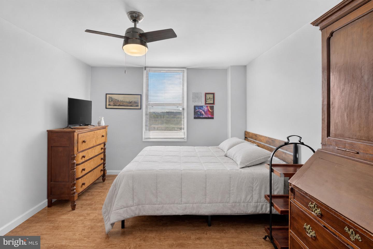 4600 Duke St #913 Property Photo 12
