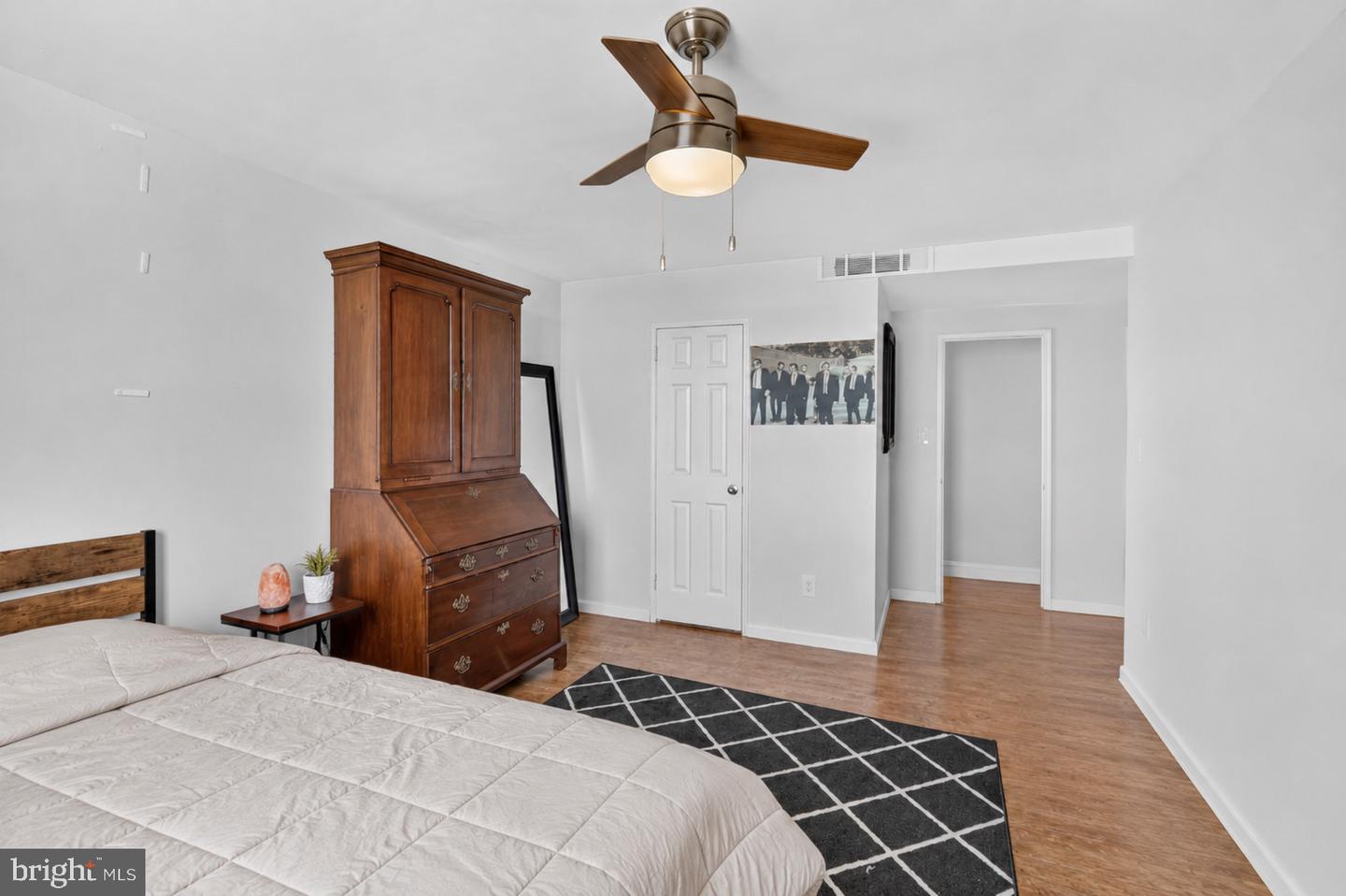 4600 Duke St #913 Property Photo 13
