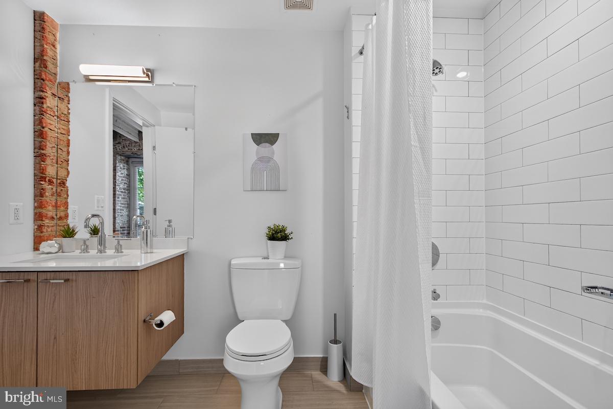 515 N Washington St #105 Property Photo 46