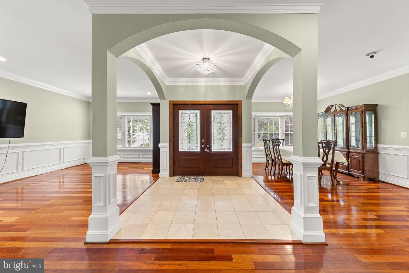 33 Donelson St Property Photo 3