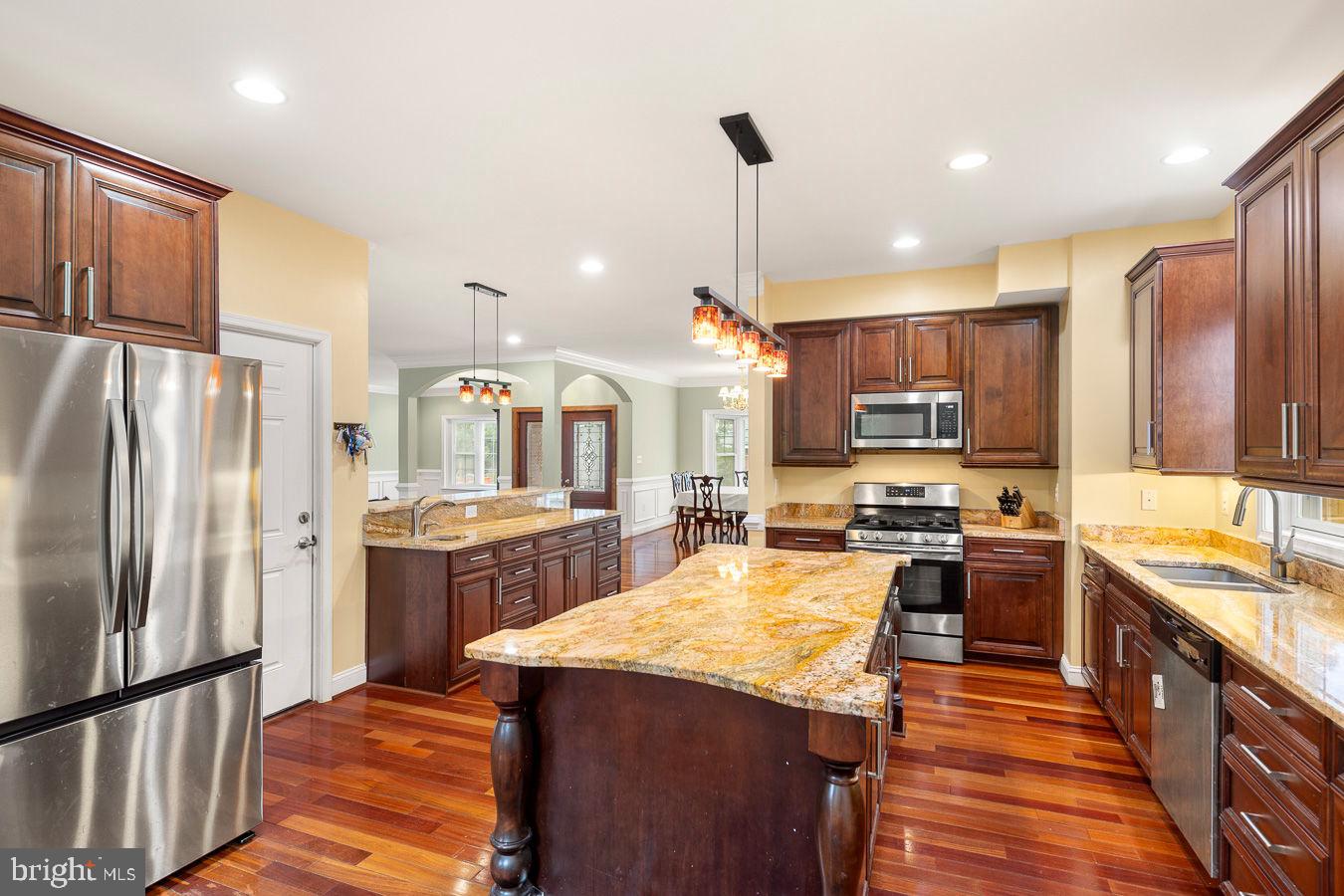33 Donelson St Property Photo 11