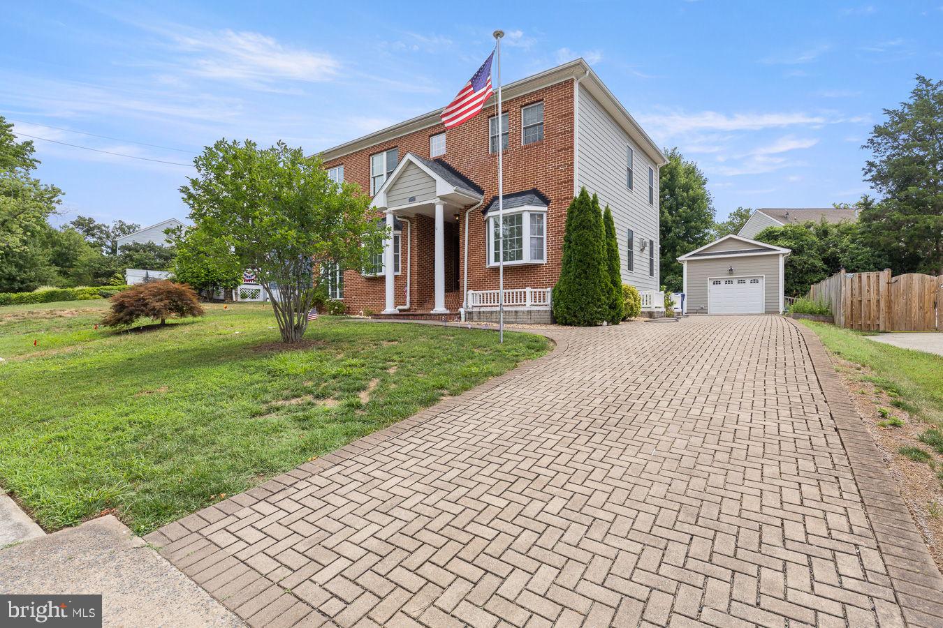 33 Donelson St Property Photo 41