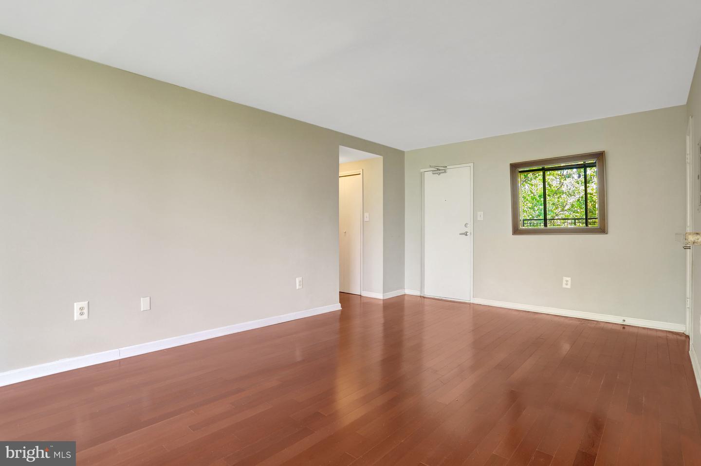 4 S Van Dorn #602 Property Photo 17