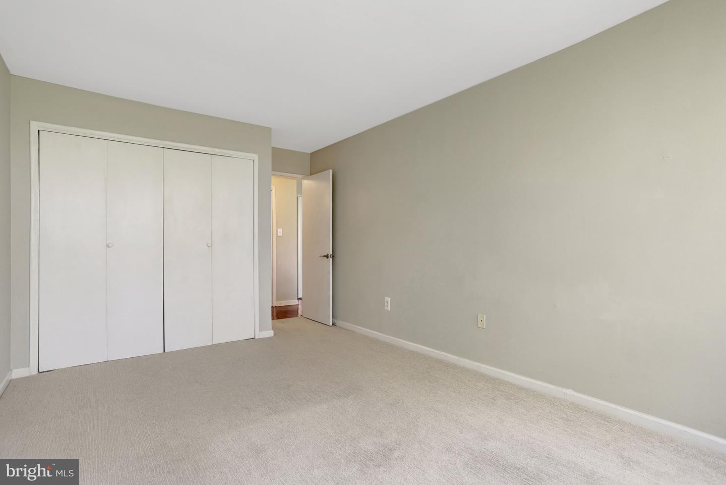 4 S Van Dorn #602 Property Photo 33