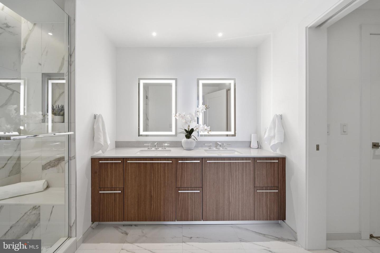 1201 N Royal St #206 Property Photo 28