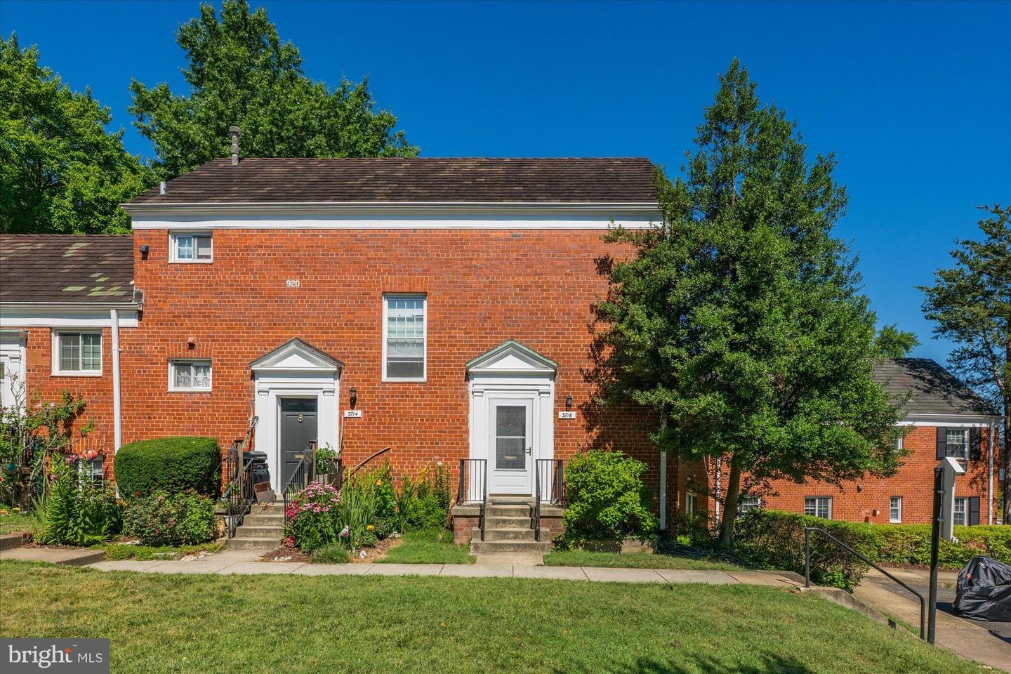 3716 GUNSTON RD