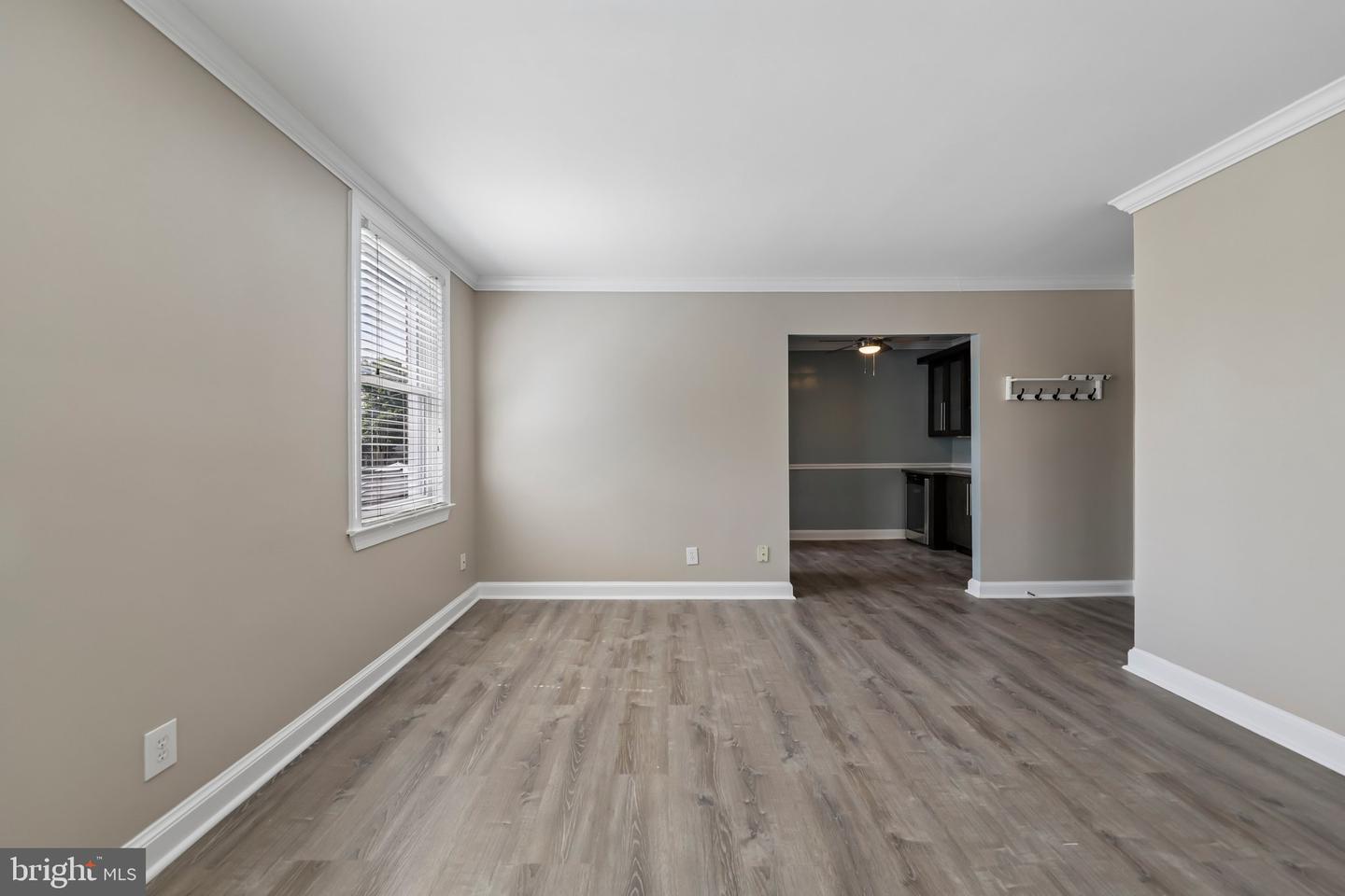 906 S Washington St #207 Property Photo 13