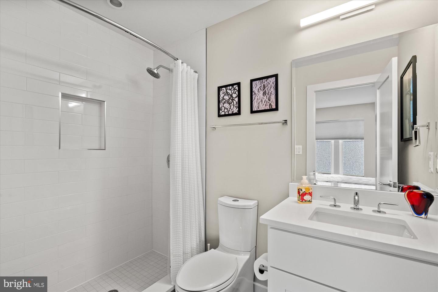 607 Slade Ct Property Photo 13