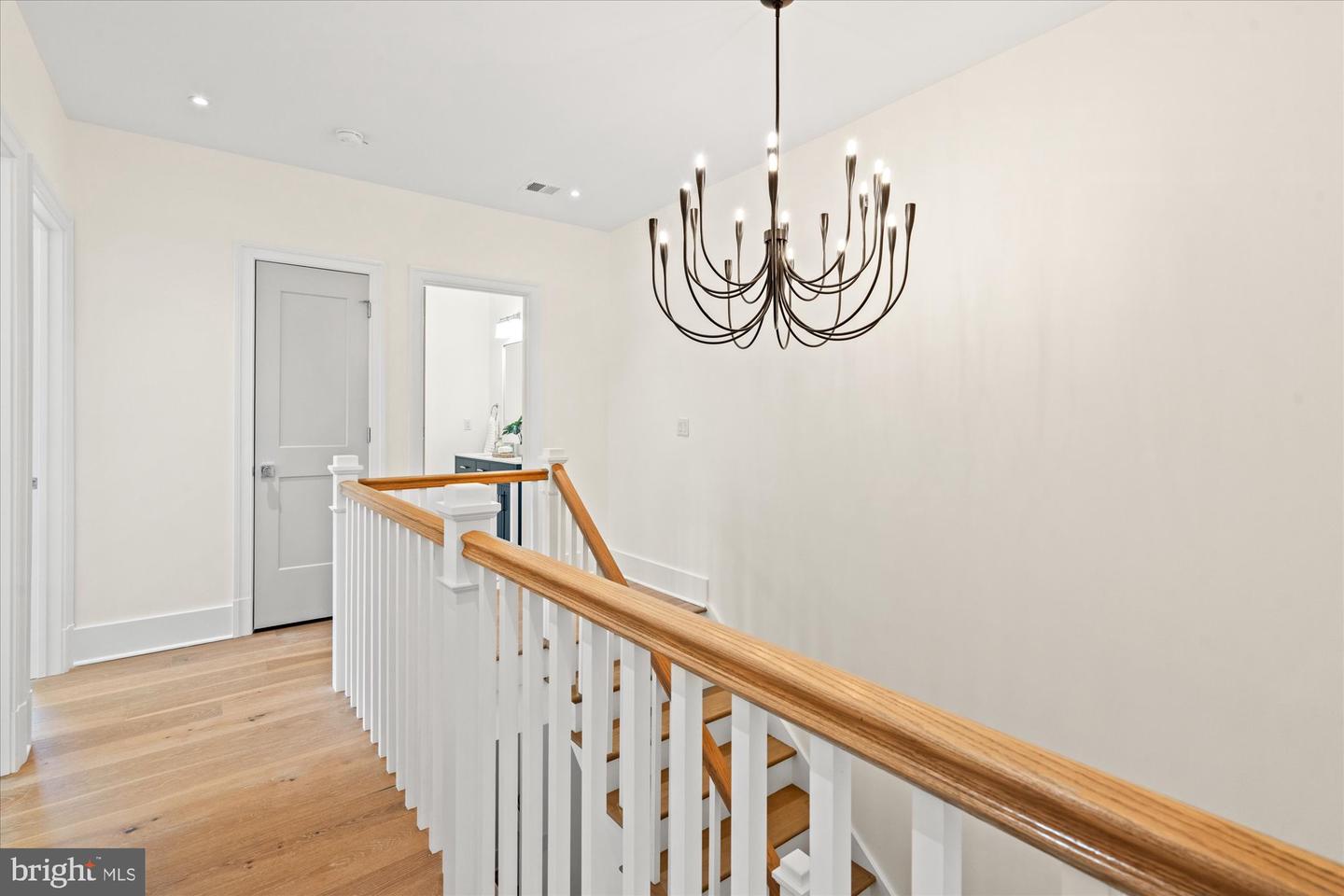 28 W Chapman St Property Photo 25
