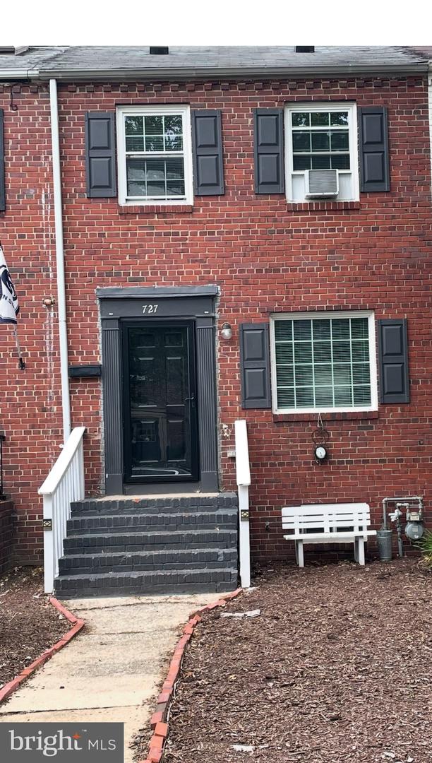 727 S Fayette St Property Photo 1