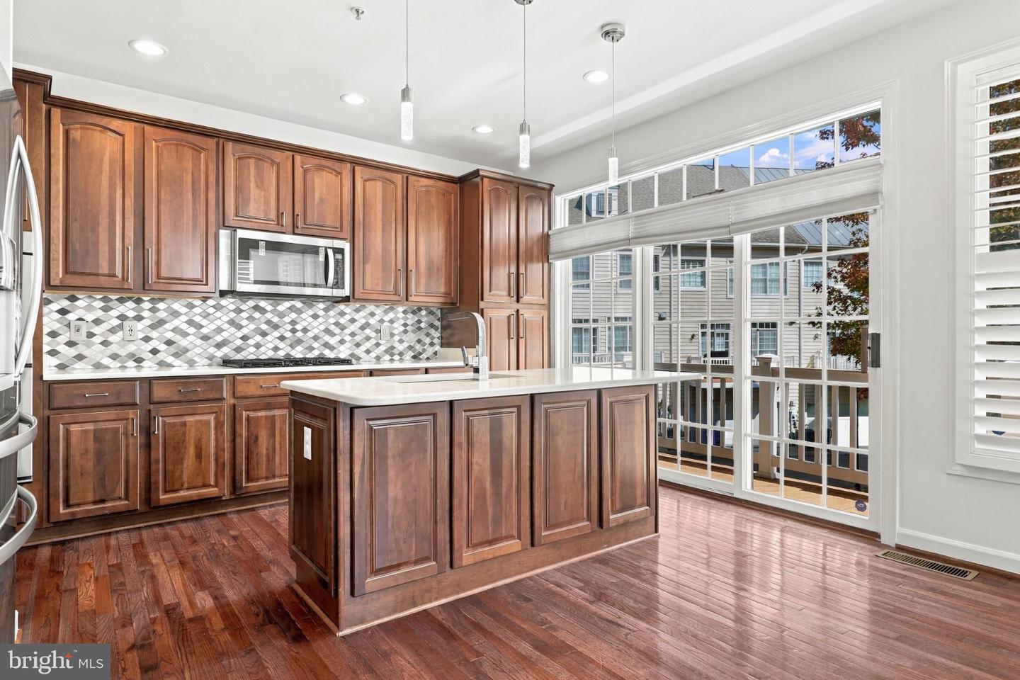 418 Ferdinand Day Dr Property Photo 4
