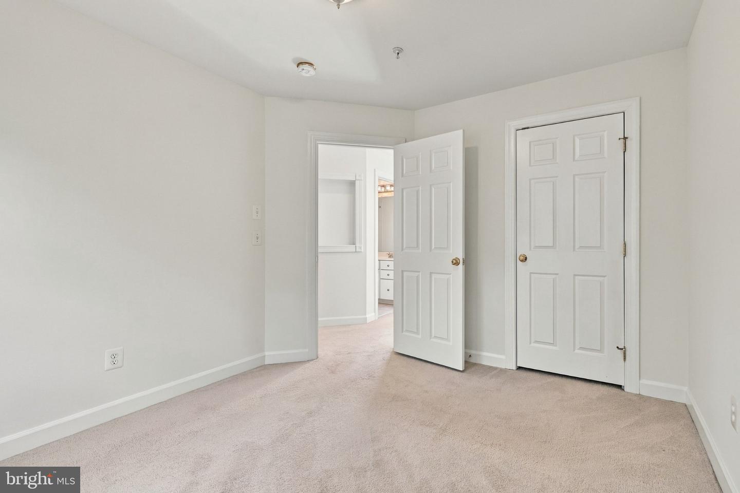 418 Ferdinand Day Dr Property Photo 57