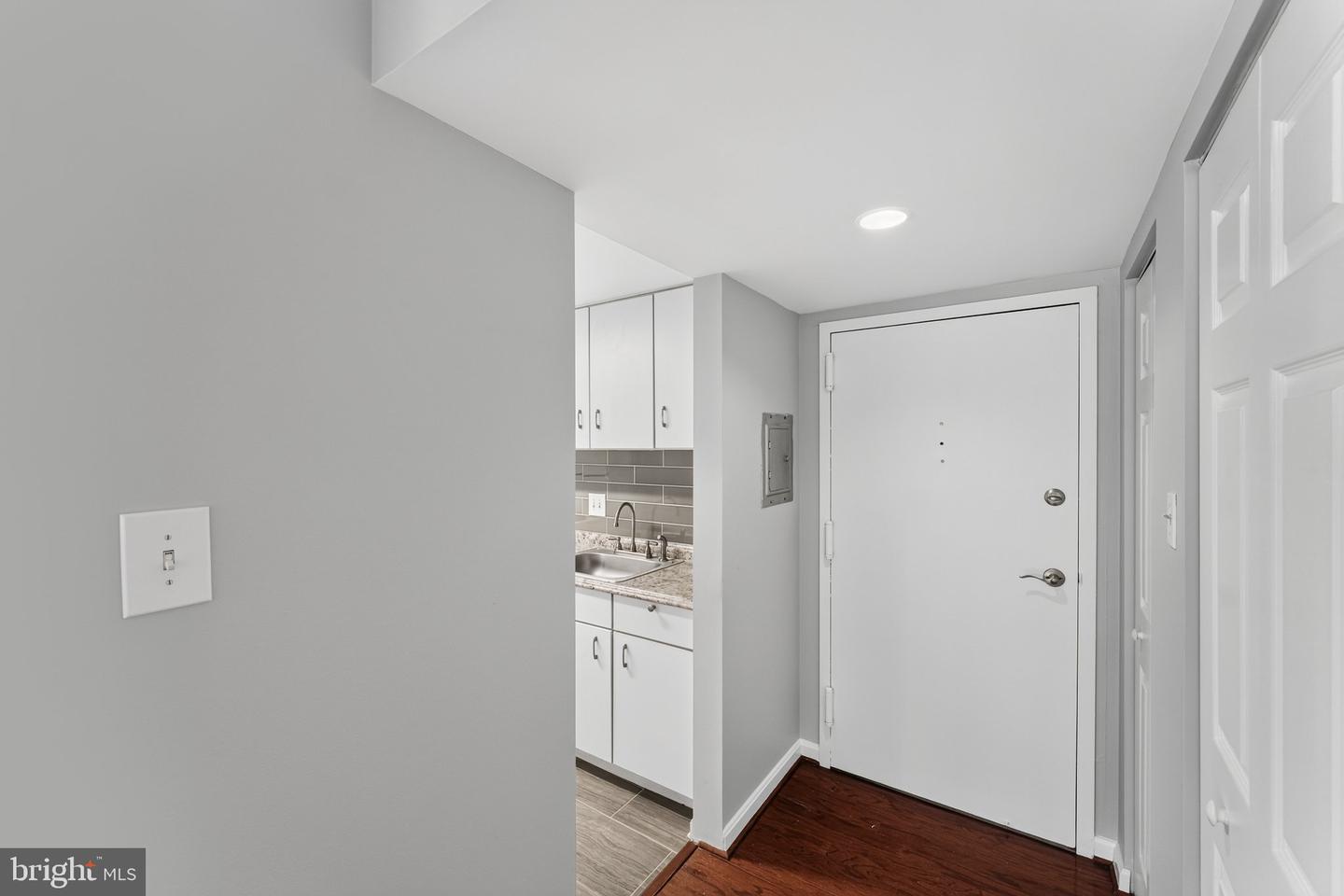 6300 Stevenson Ave #220 Property Photo 7