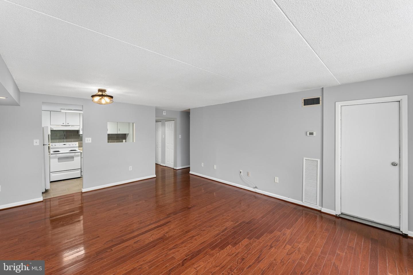 6300 Stevenson Ave #220 Property Photo 12