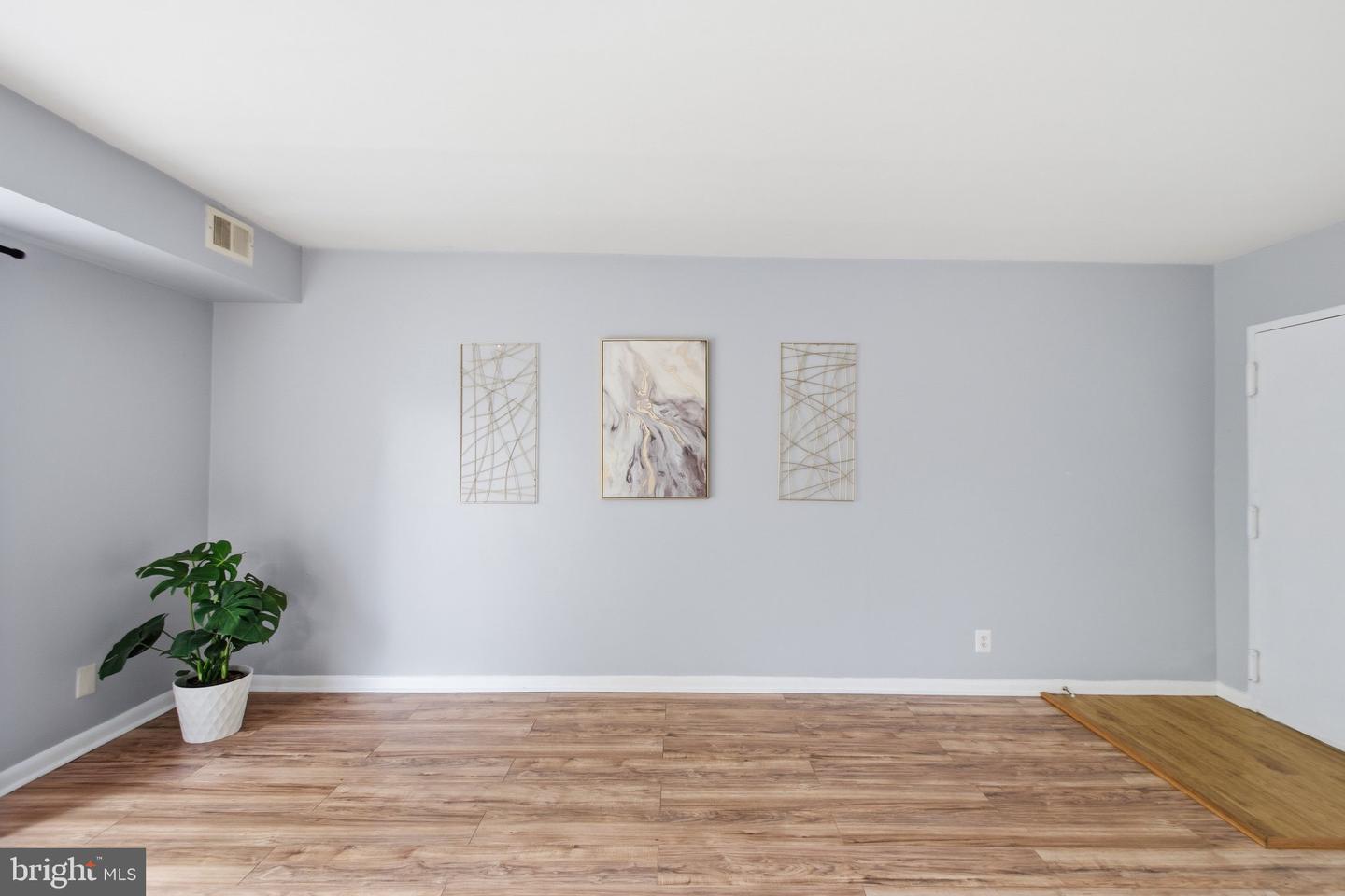 6220 Edsall Rd #302 Property Photo 4
