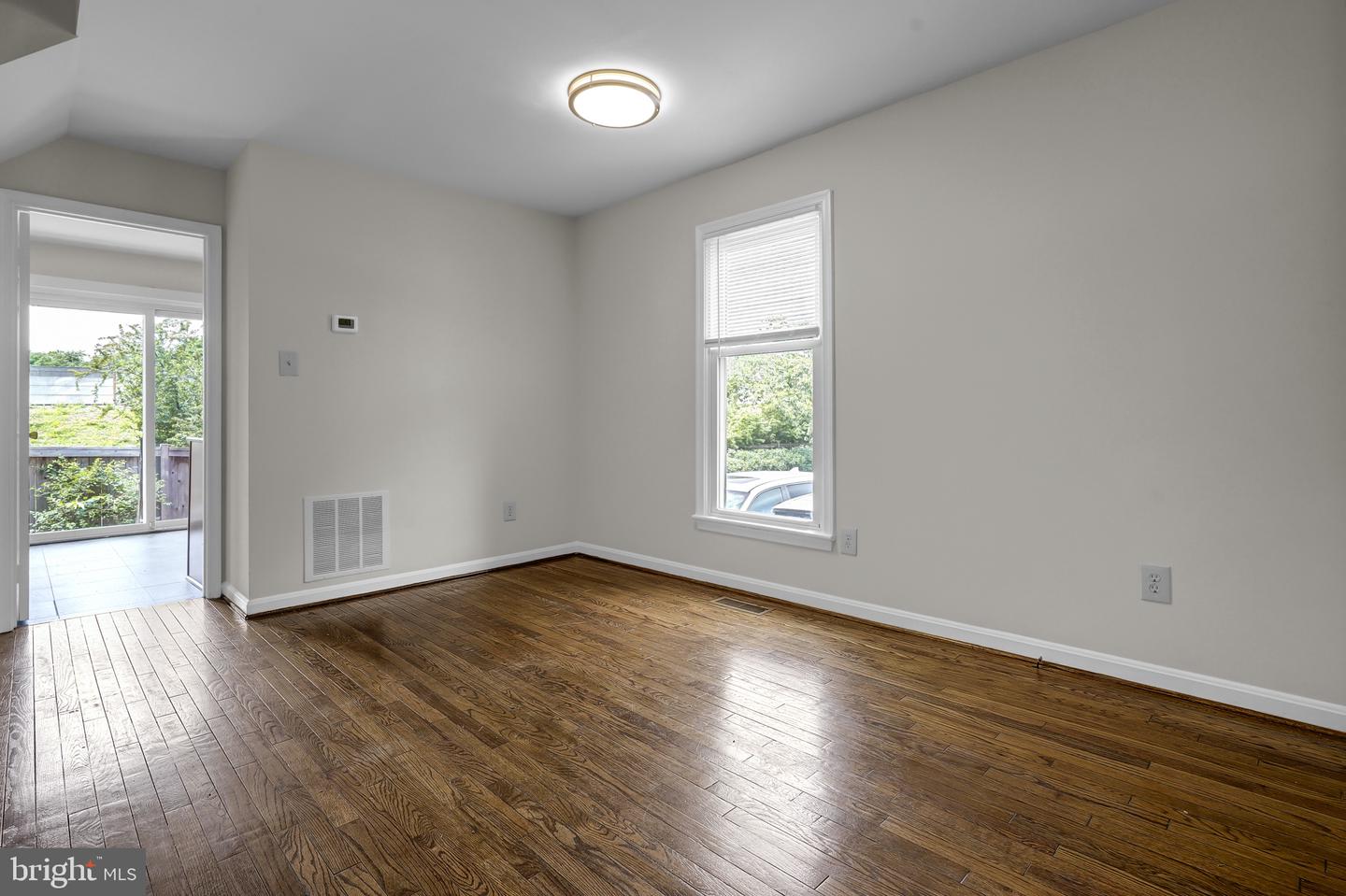 1533 Oronoco St Property Photo 13