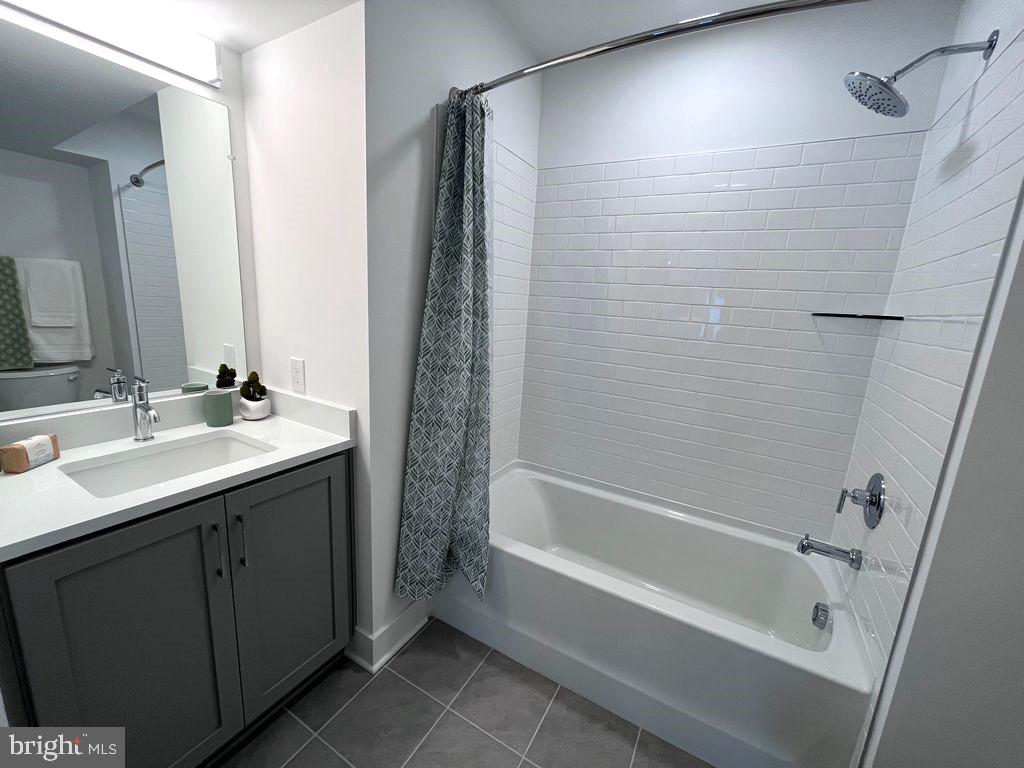 701 N Henry St #205 Property Photo 12