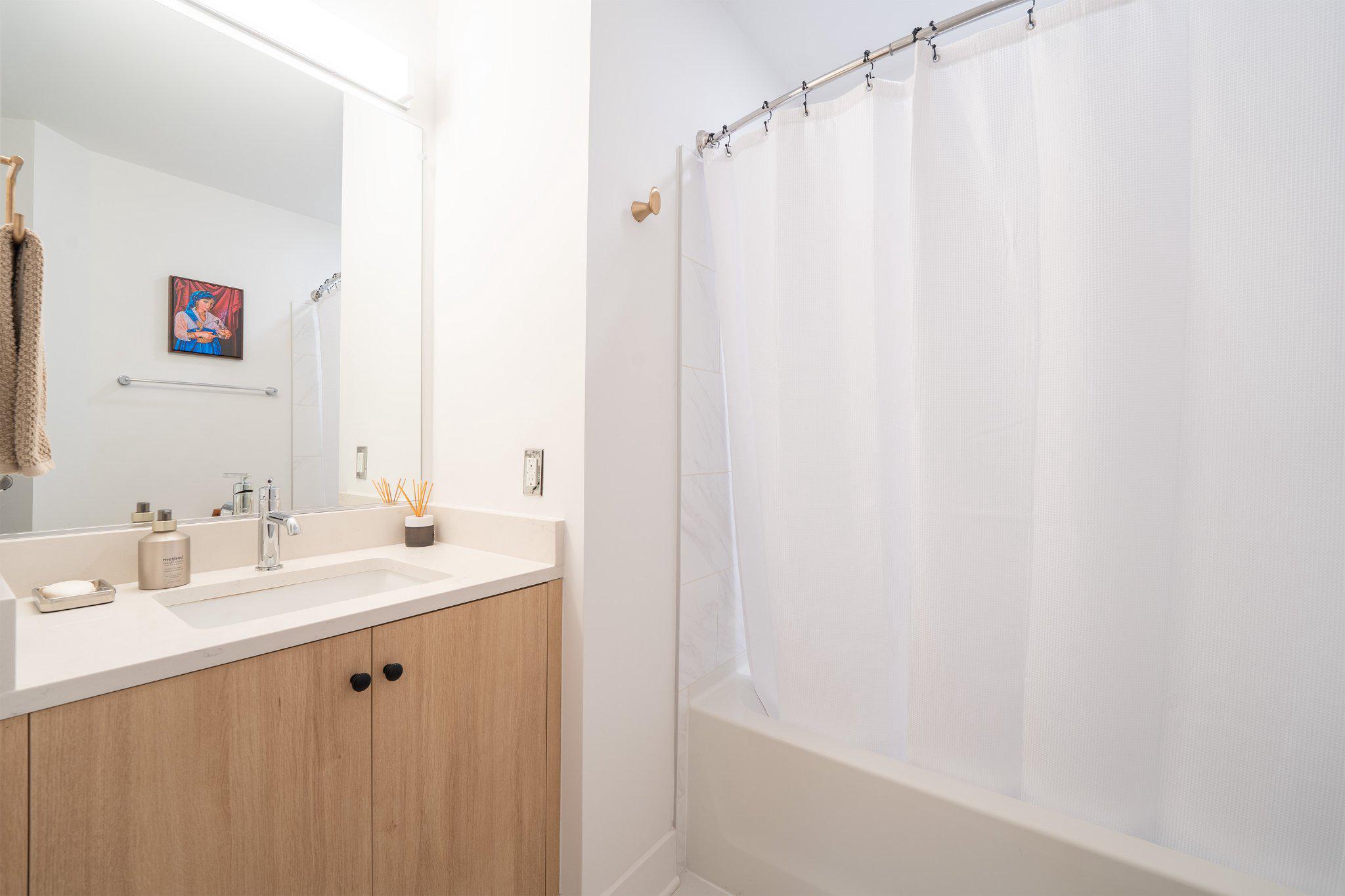 701 N Henry St #400 Property Photo 22
