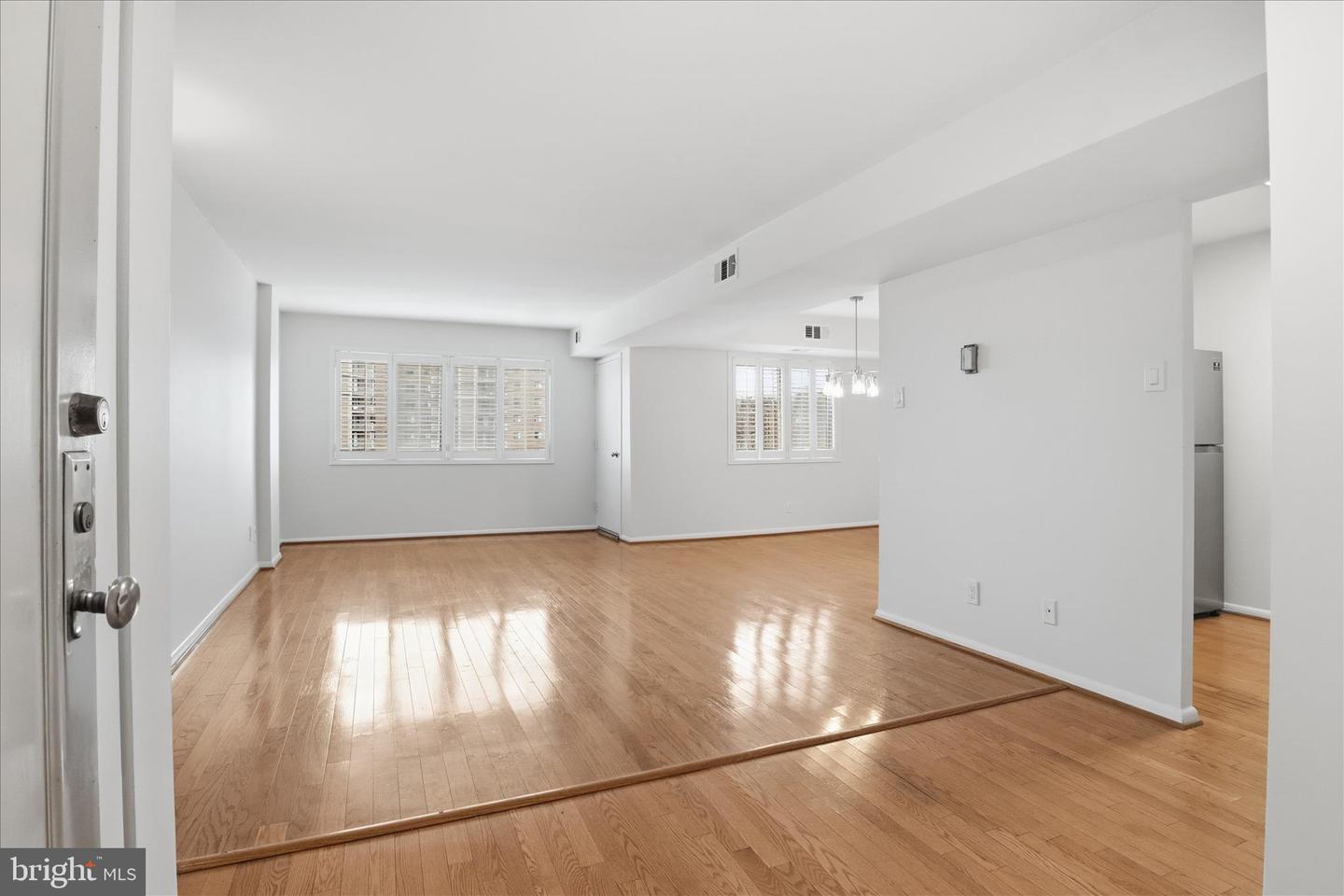 5340 Holmes Run Pkwy #904 Property Photo 5