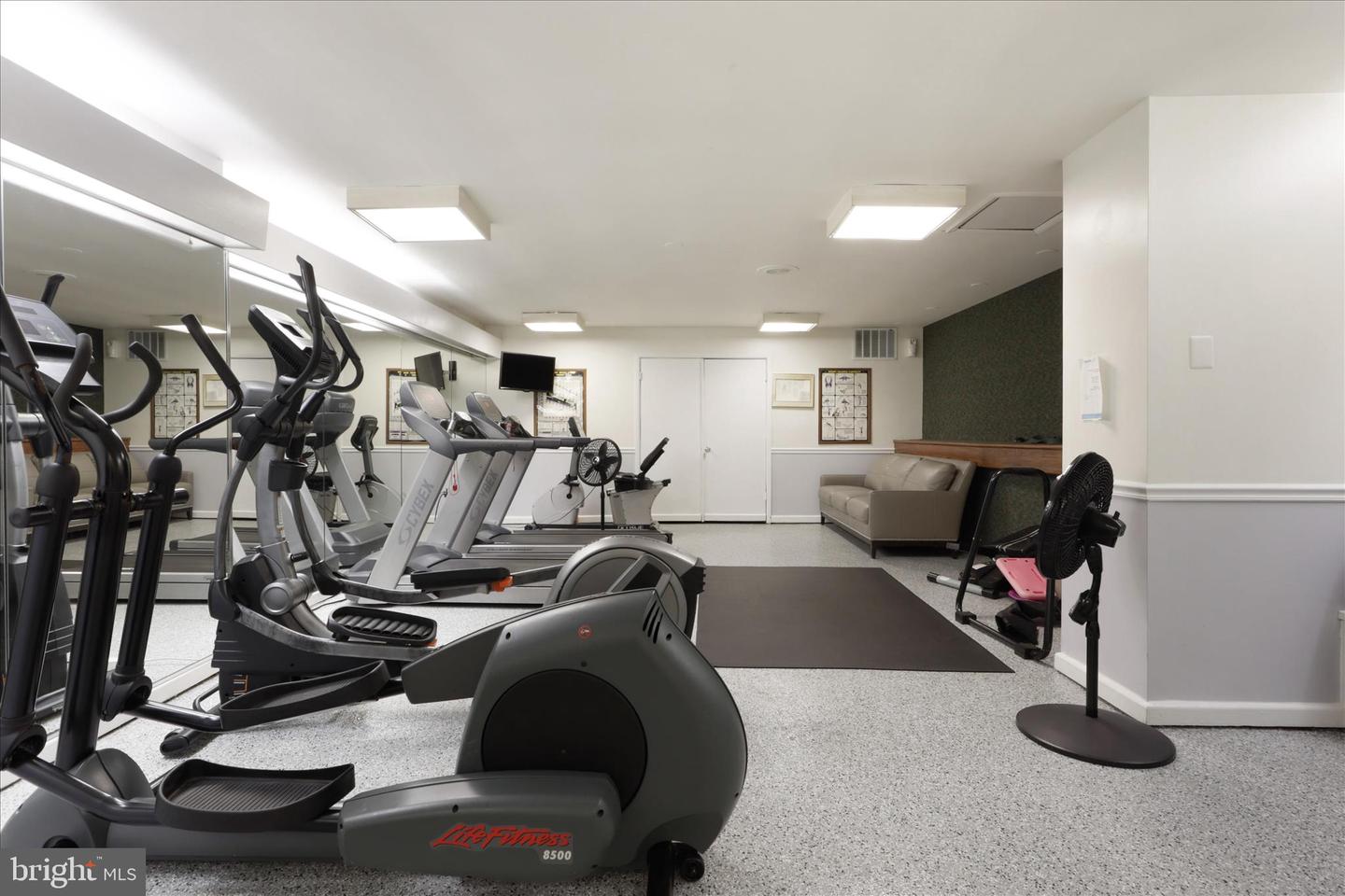 5340 Holmes Run Pkwy #904 Property Photo 34