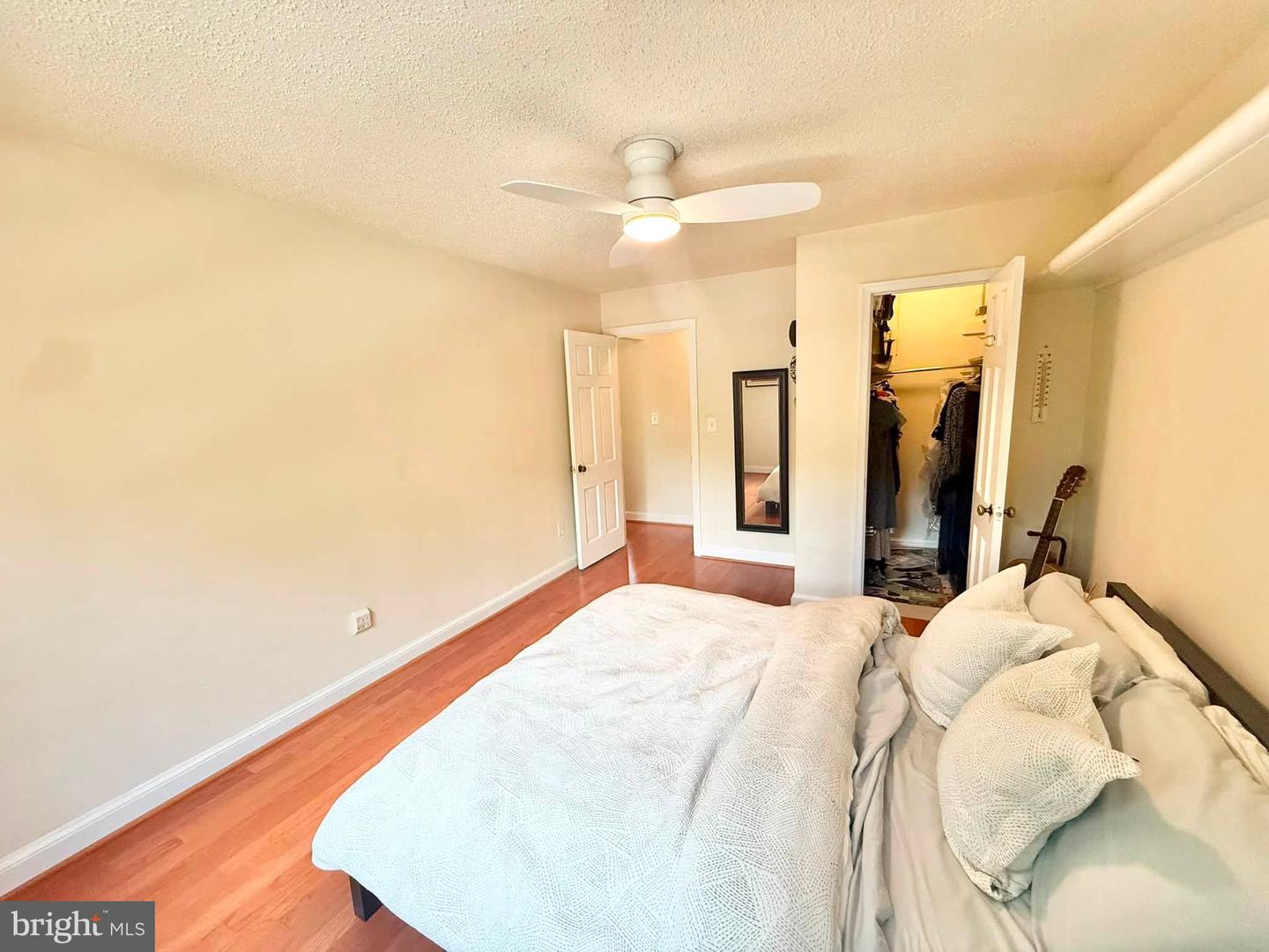 1616 W Abingdon Dr W #202 Property Photo 12