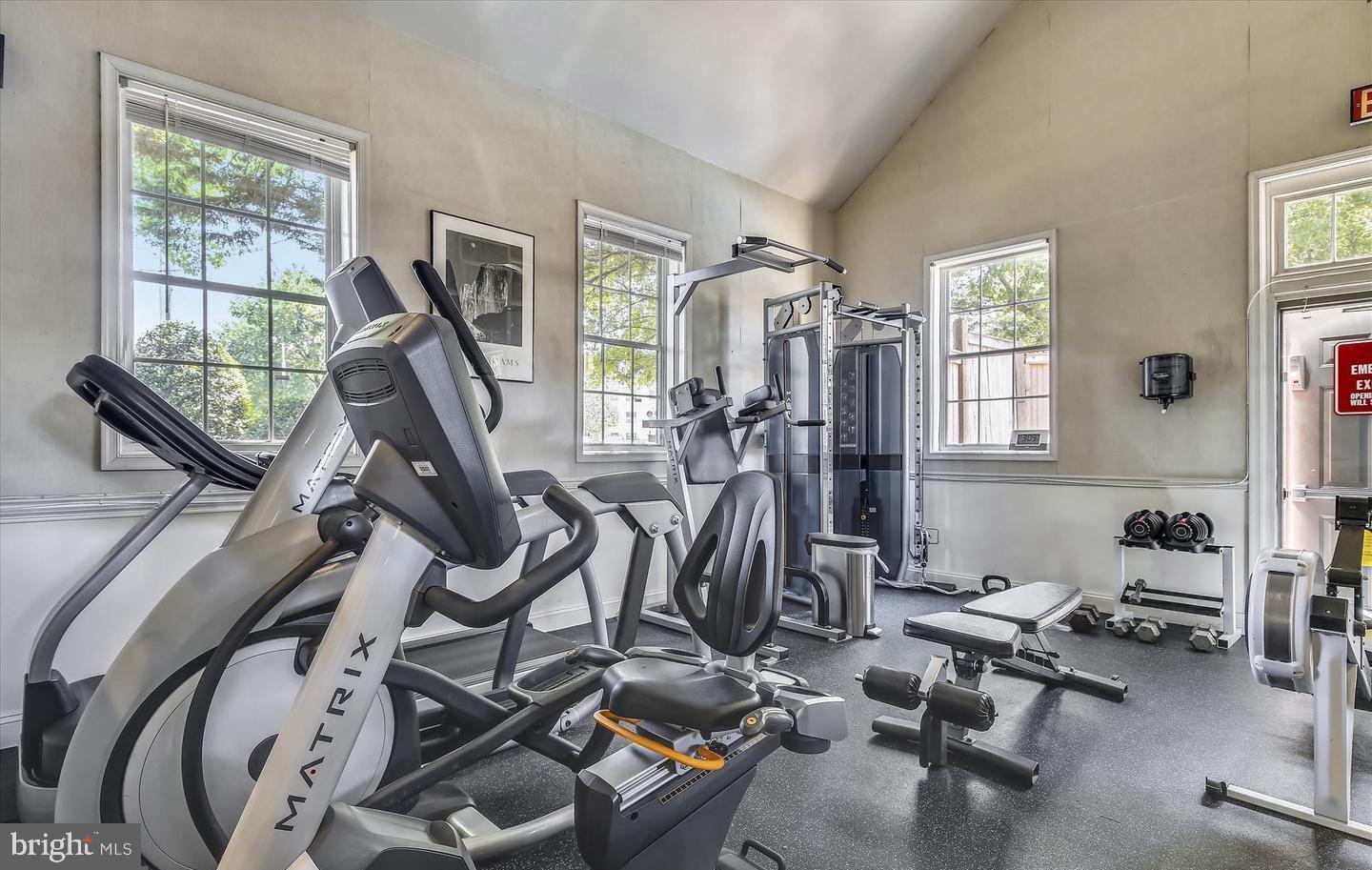 1616 W Abingdon Dr W #202 Property Photo 18