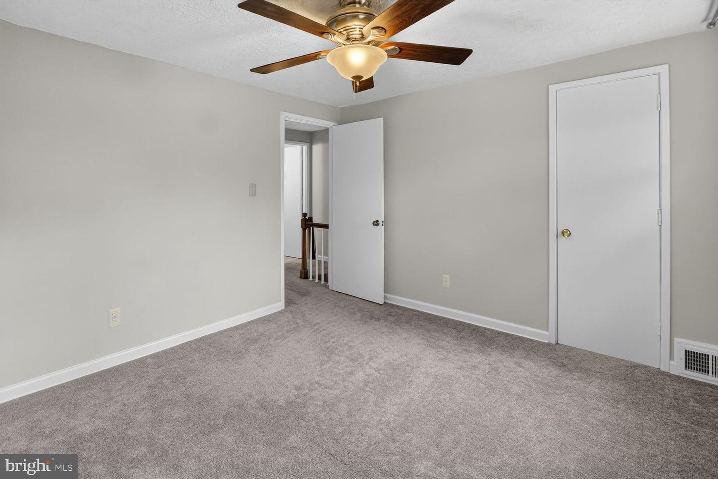 23 Underwood Pl Property Photo 12