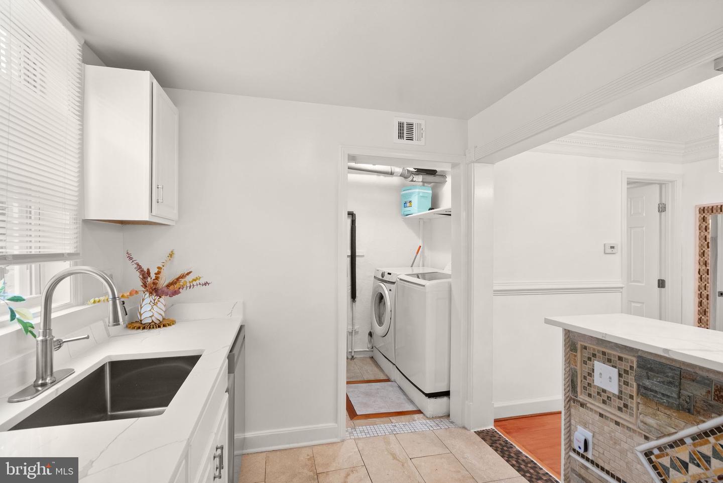 3739 Mark Dr Property Photo 15