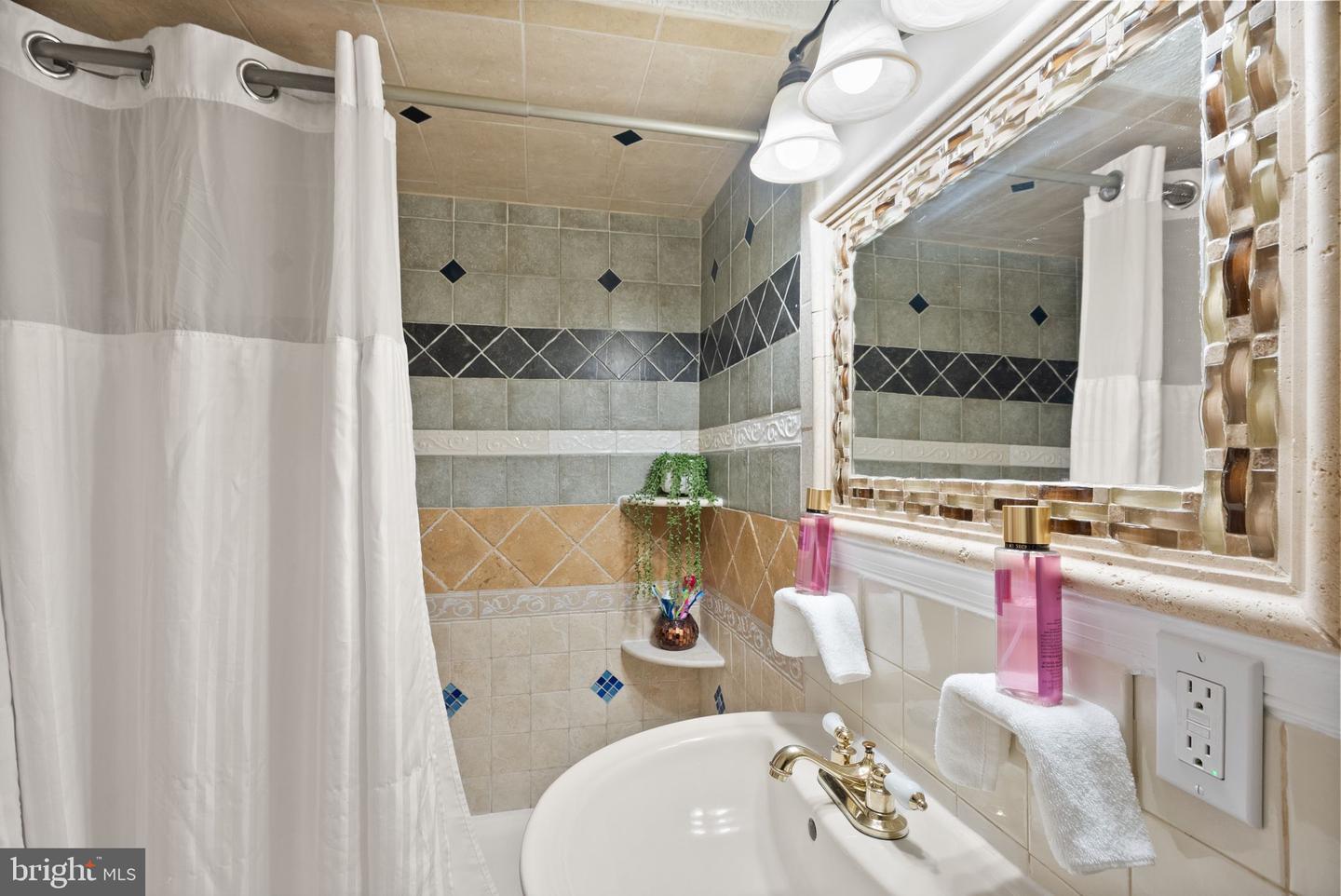 3739 Mark Dr Property Photo 17