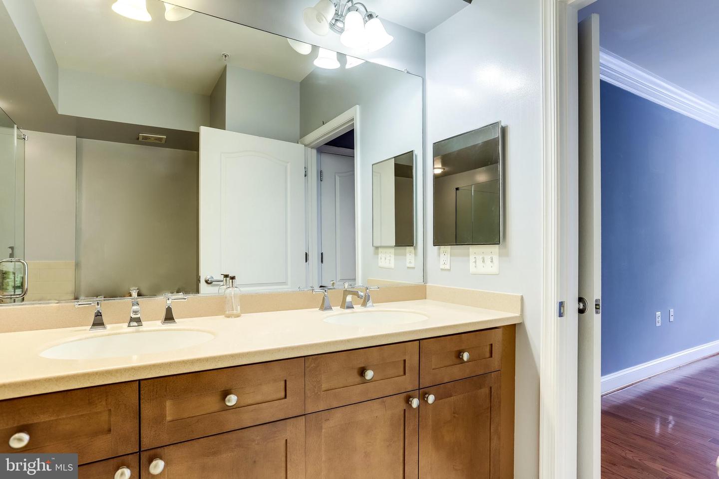 1115 Cameron St #208 Property Photo 48