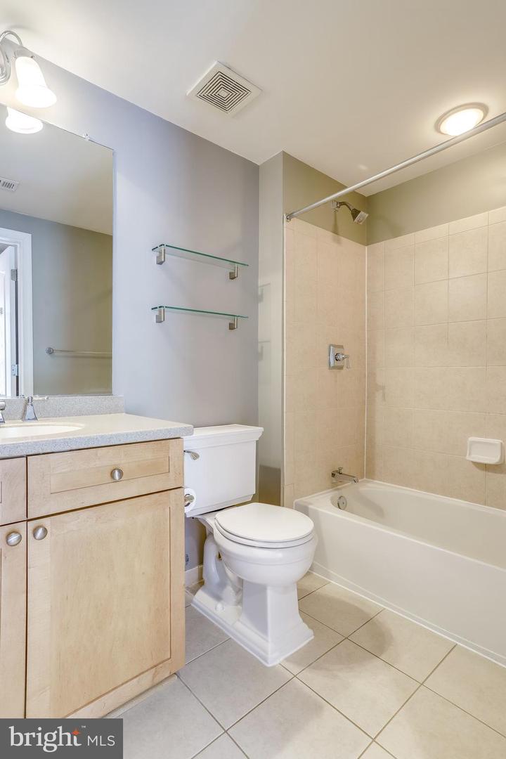 1115 Cameron St #208 Property Photo 53