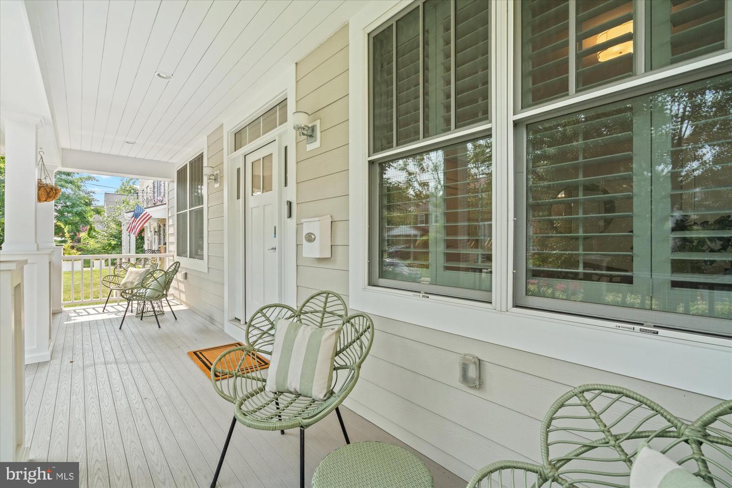 508 E Custis Ave Property Photo 6