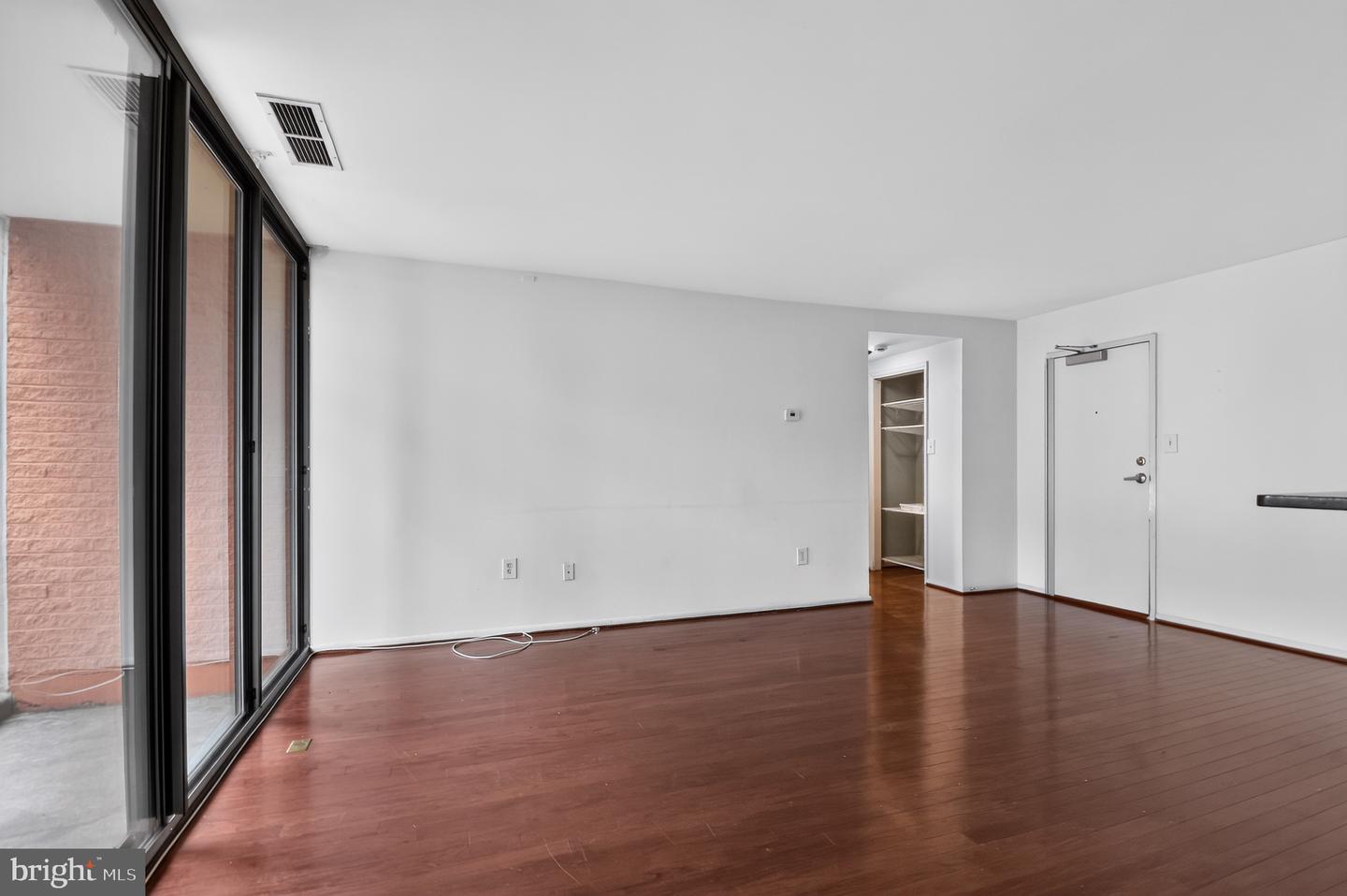 VAAX2063936 Property Photo 6