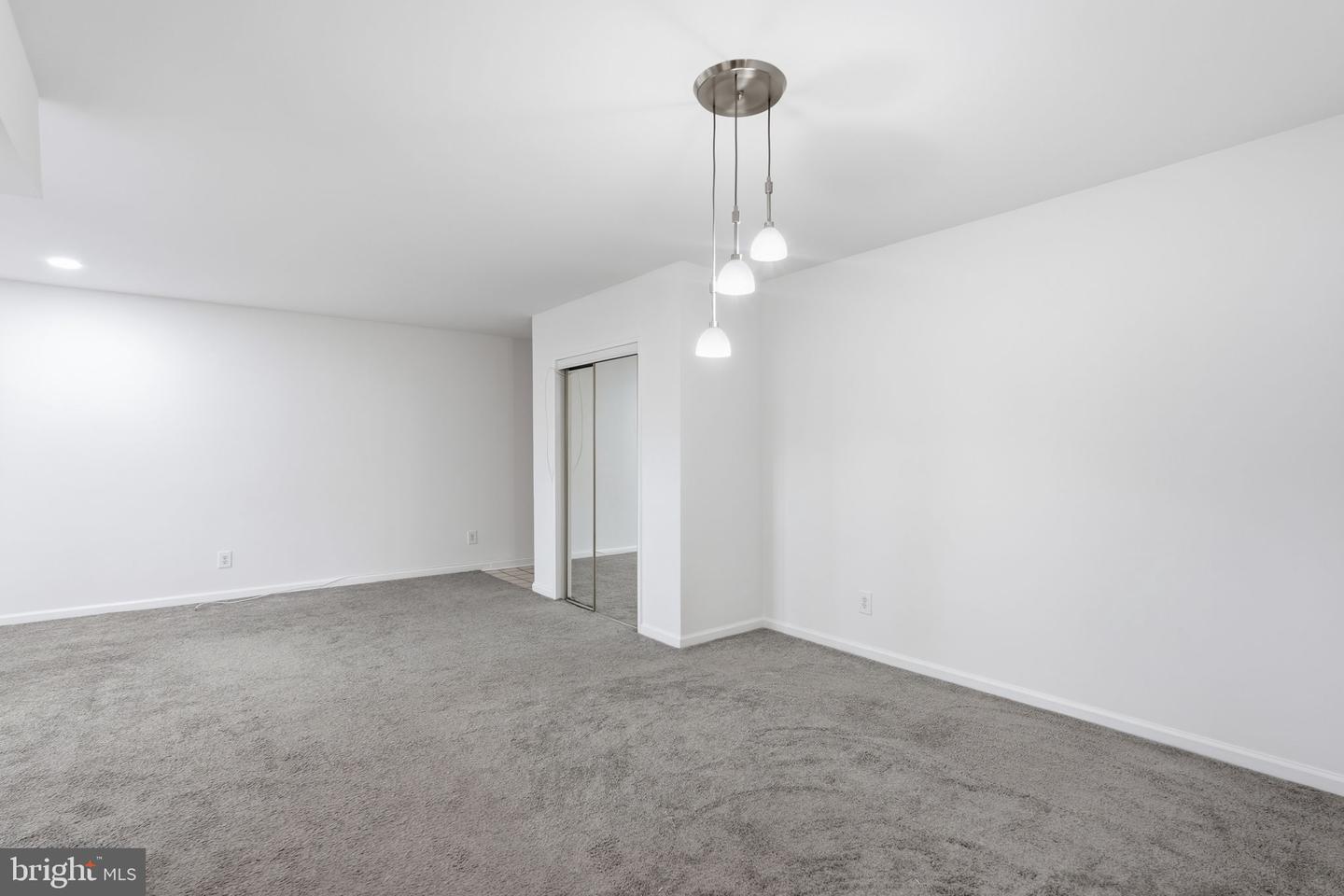 55 Skyhill Rd #202 Property Photo 11