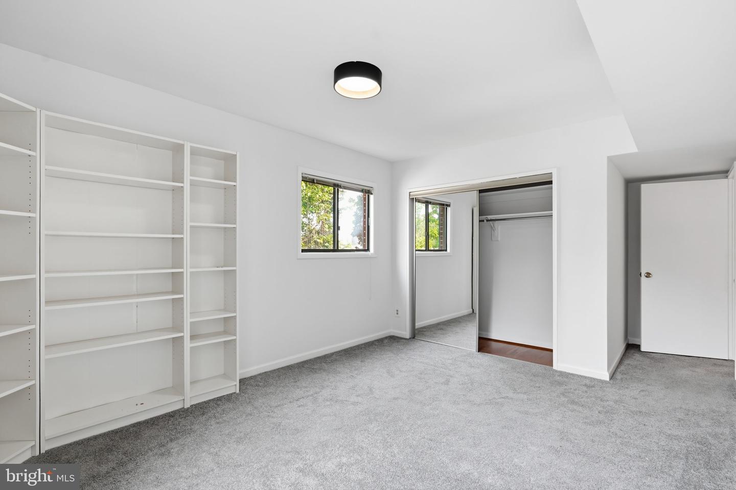 55 Skyhill Rd #202 Property Photo 17