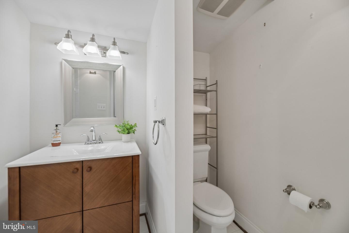 426 N Alfred St Property Photo 63