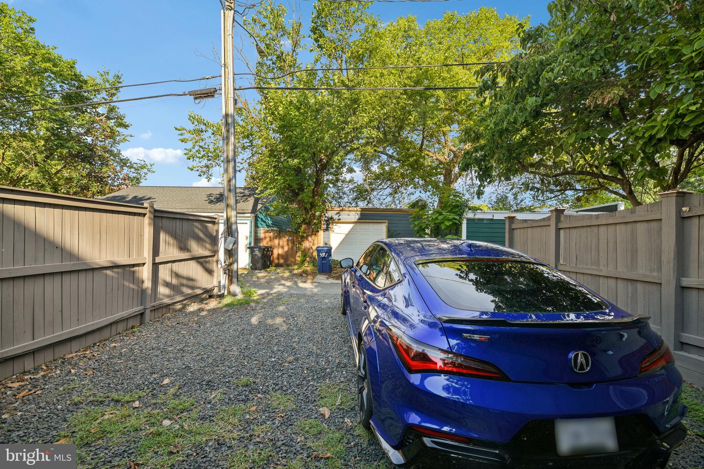 426 N Alfred St Property Photo 66