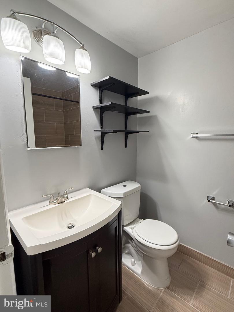 3240 S 28th St #302 Property Photo 11
