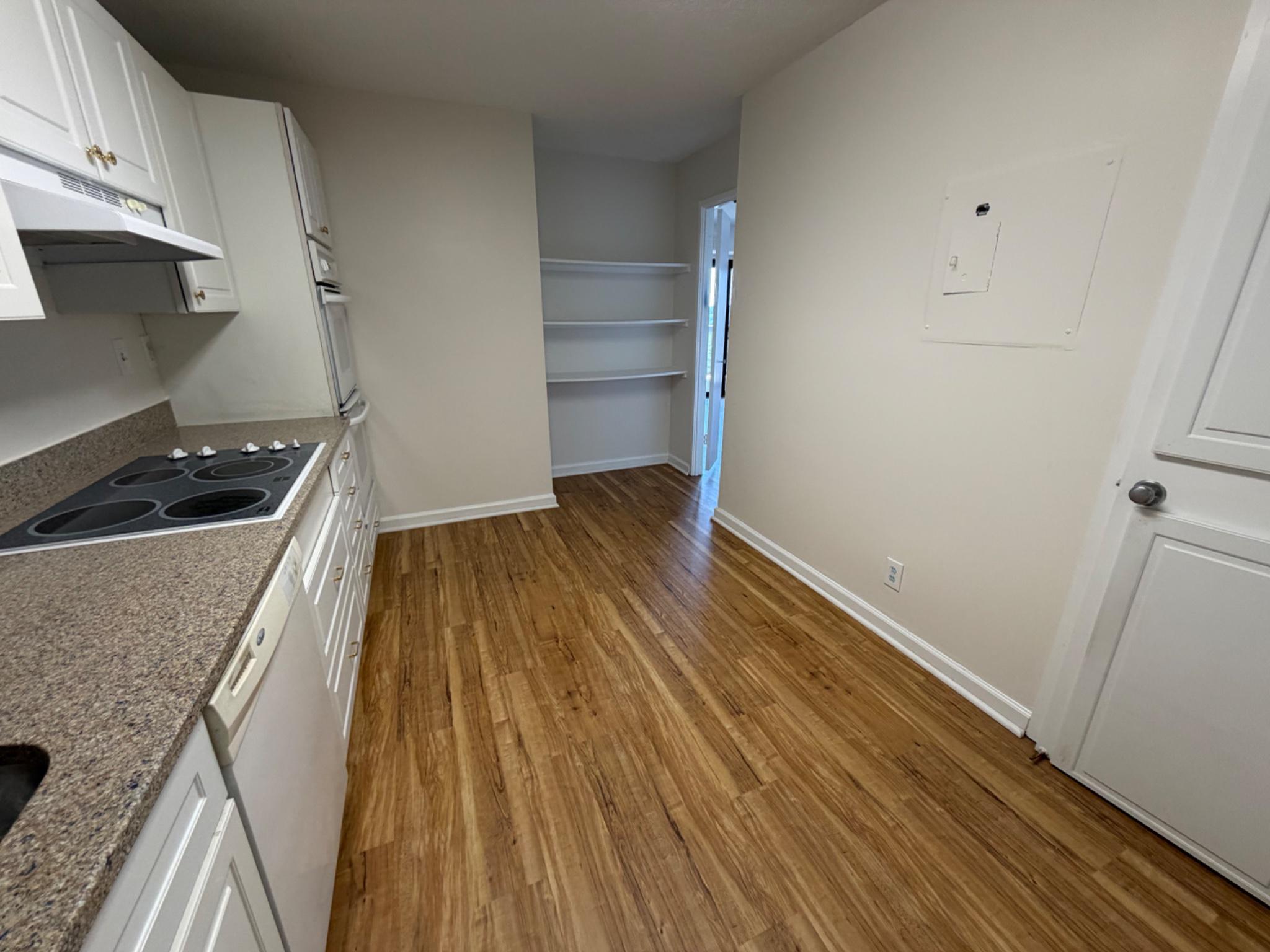 203 Yoakum Pkwy #920 Property Photo 12