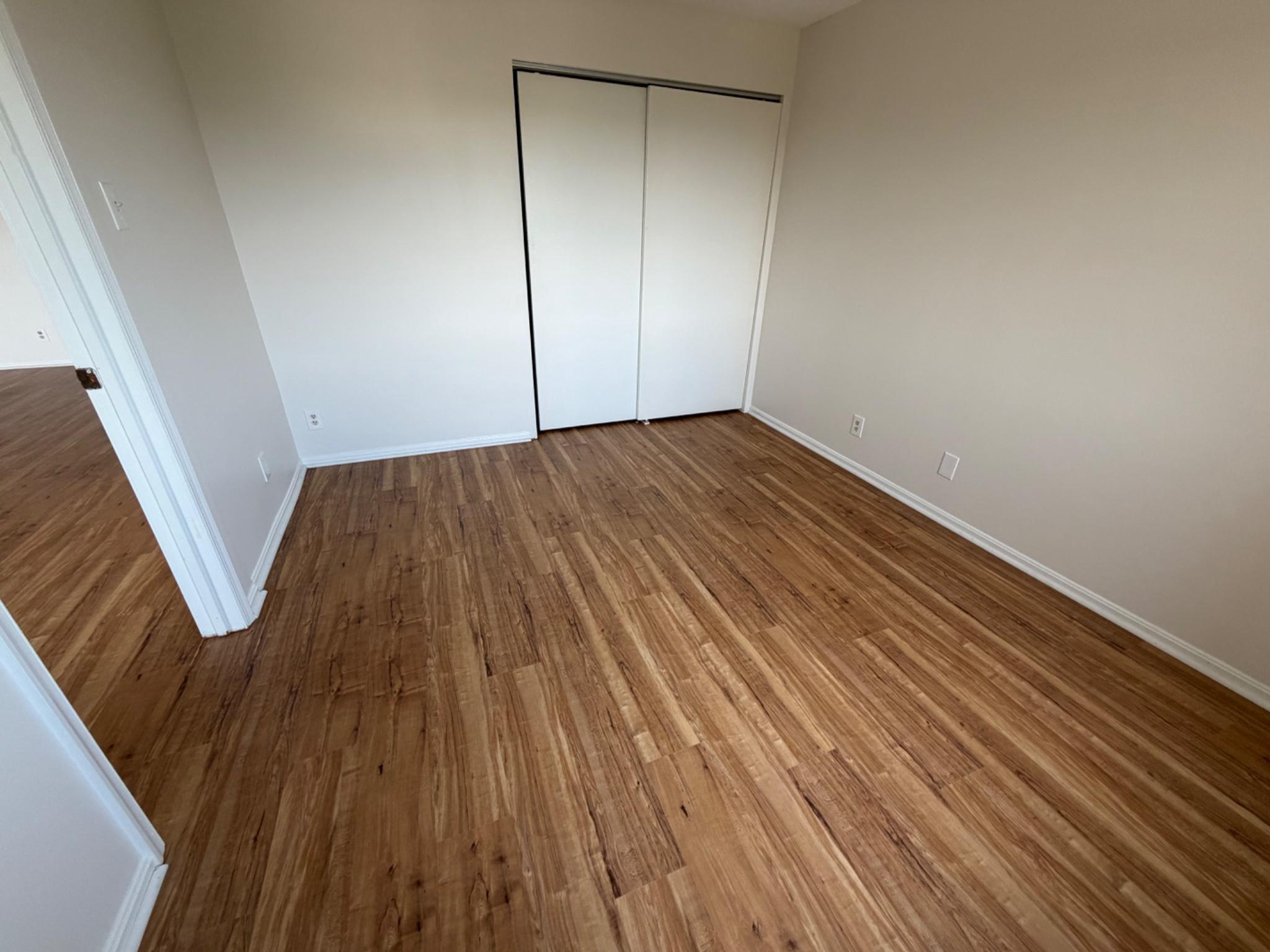 203 Yoakum Pkwy #920 Property Photo 22